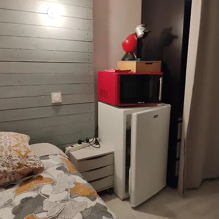 Gasthof 20 M2 Avec Salle D'eau Et Cuisine Privatives